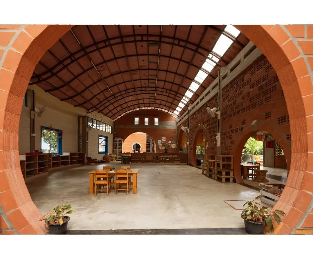 I believe learning spaces should be inspiring. By framing the view through a large circular arch, this classroom at the Foothill Learning Centre feels boundless, connecting the indoor learning environment with the architectural beauty of the wider space.