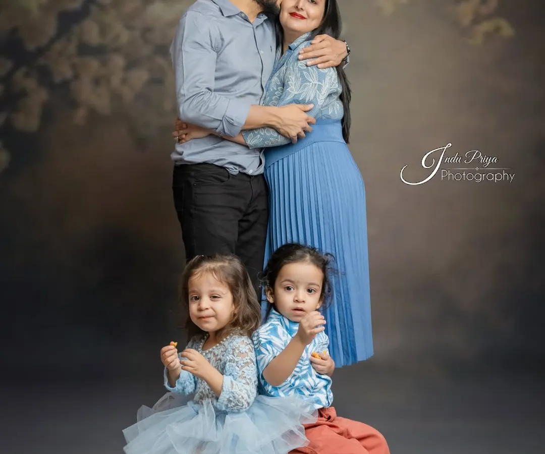 A family portrait is more than just a photo; it's a memory of love and connection. I focus on capturing those unscripted, warm interactions that truly define your family's bond in my comfortable studio setting.