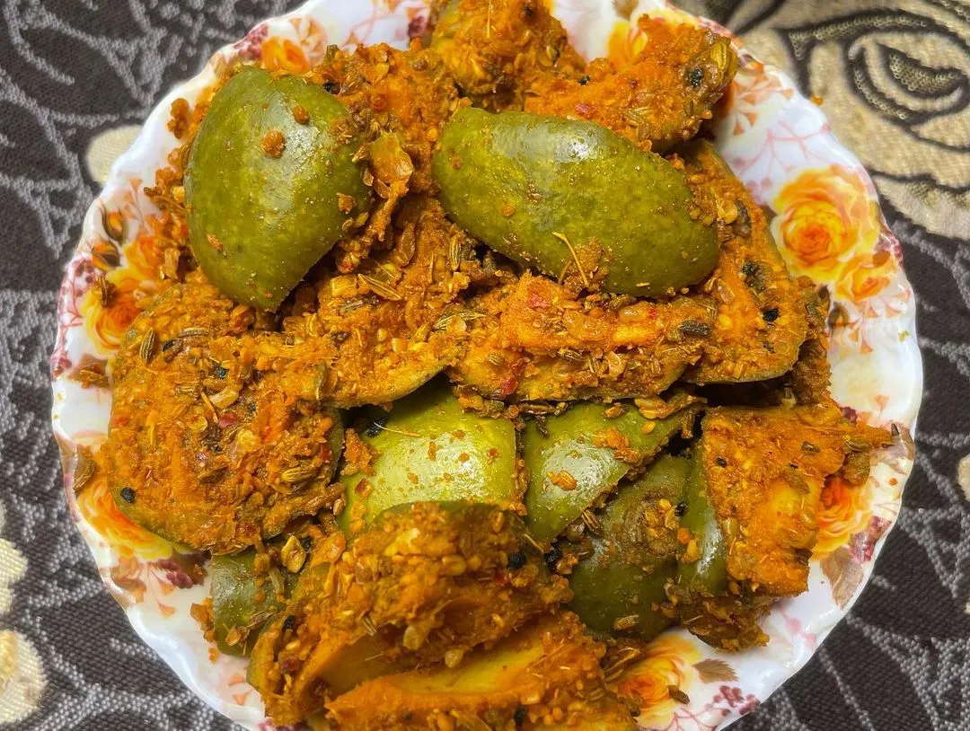 This is my classic dry mango pickle, full of tangy raw mango and aromatic spices. It’s a family favourite and the perfect accompaniment to any Indian meal, from dal chawal to parathas.