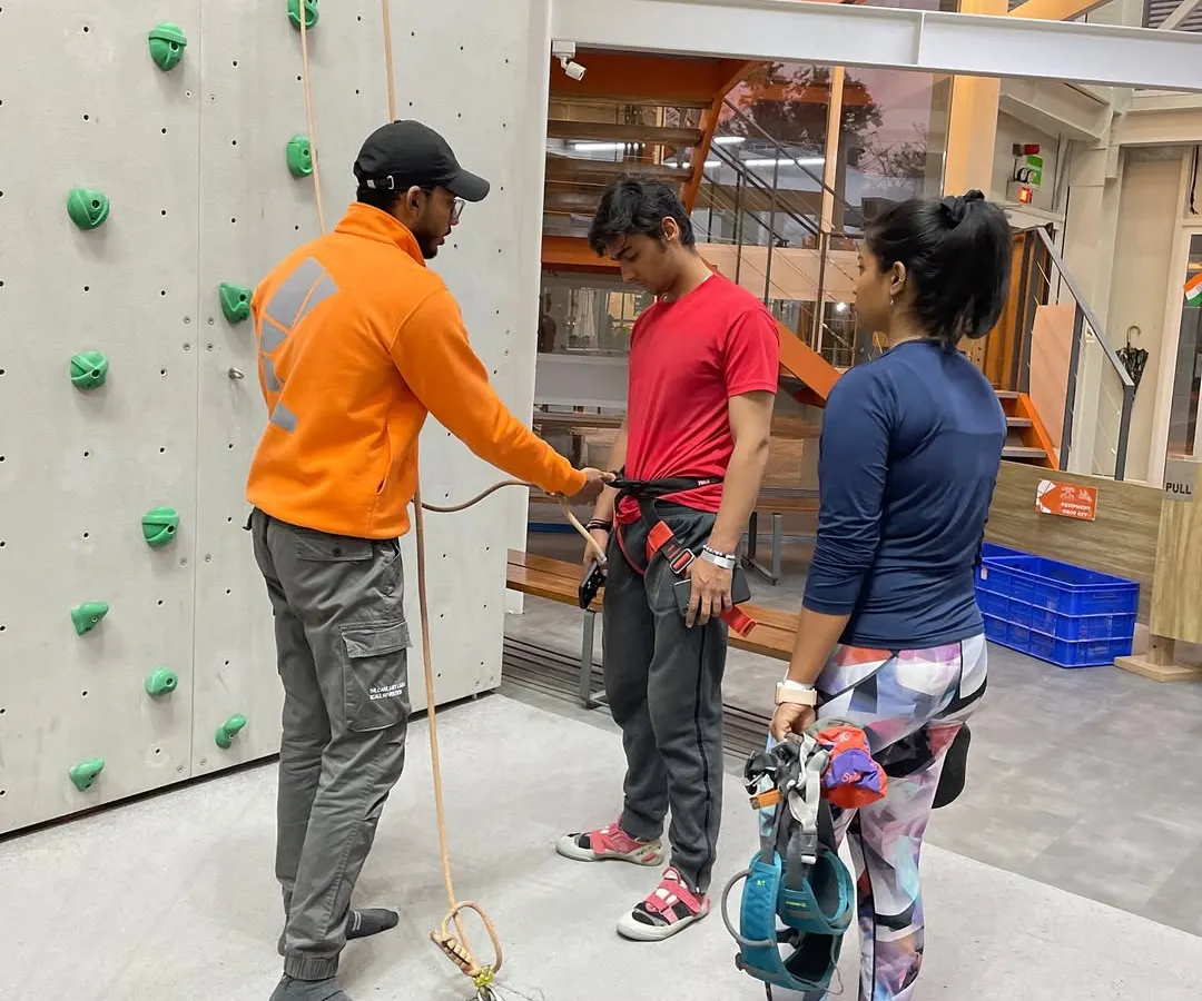Nervous about your first climb? Don't be! Our friendly instructors are here to guide you through every step, from putting on your harness to your first successful ascent. We make sure you feel safe and confident.
