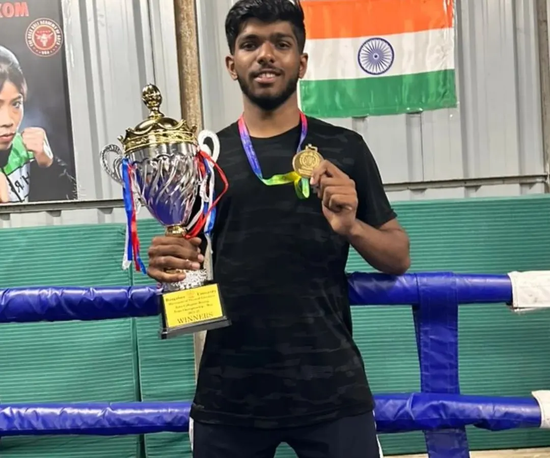 The result of hard work. One of our fighters with his gold medal and winner's trophy after a tough victory at the Bengaluru University Inter-college Boxing sports event. This is the pride of Thunder Martial Arts.