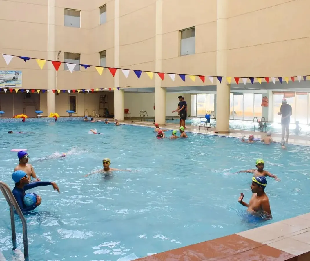 Our semi-Olympic size pool gives everyone enough space to train properly. No overcrowding, just focused swimming lessons for adults and kids in Gurgaon.