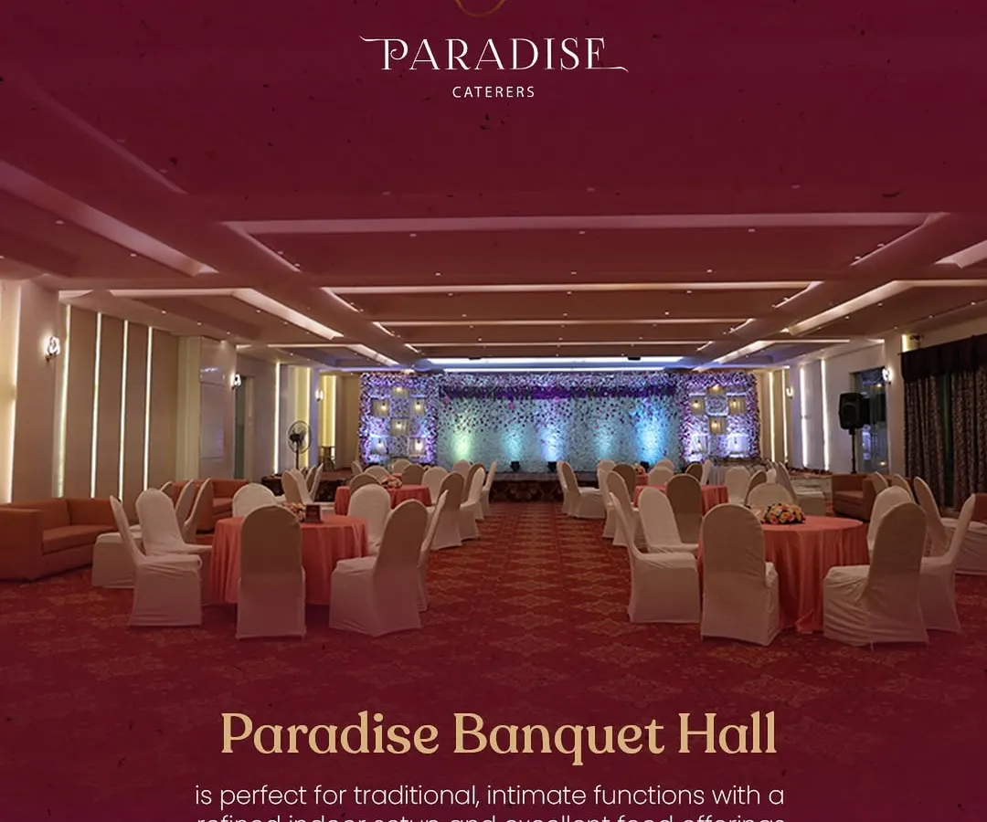 For more personal celebrations, we offer the Paradise Banquet Hall. It is designed to create a warm and refined atmosphere, making it the perfect setting for traditional functions, engagements, and intimate family gatherings where every guest feels special.