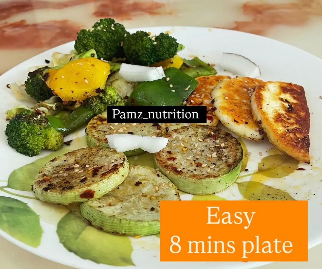 Who says healthy meals take hours to prepare? This entire plate, with grilled paneer, sautéed zucchini, and fresh vegetables, comes together in just 8 minutes. I teach you how to make quick, sustainable, and nutritious meals that fit into your busy life.