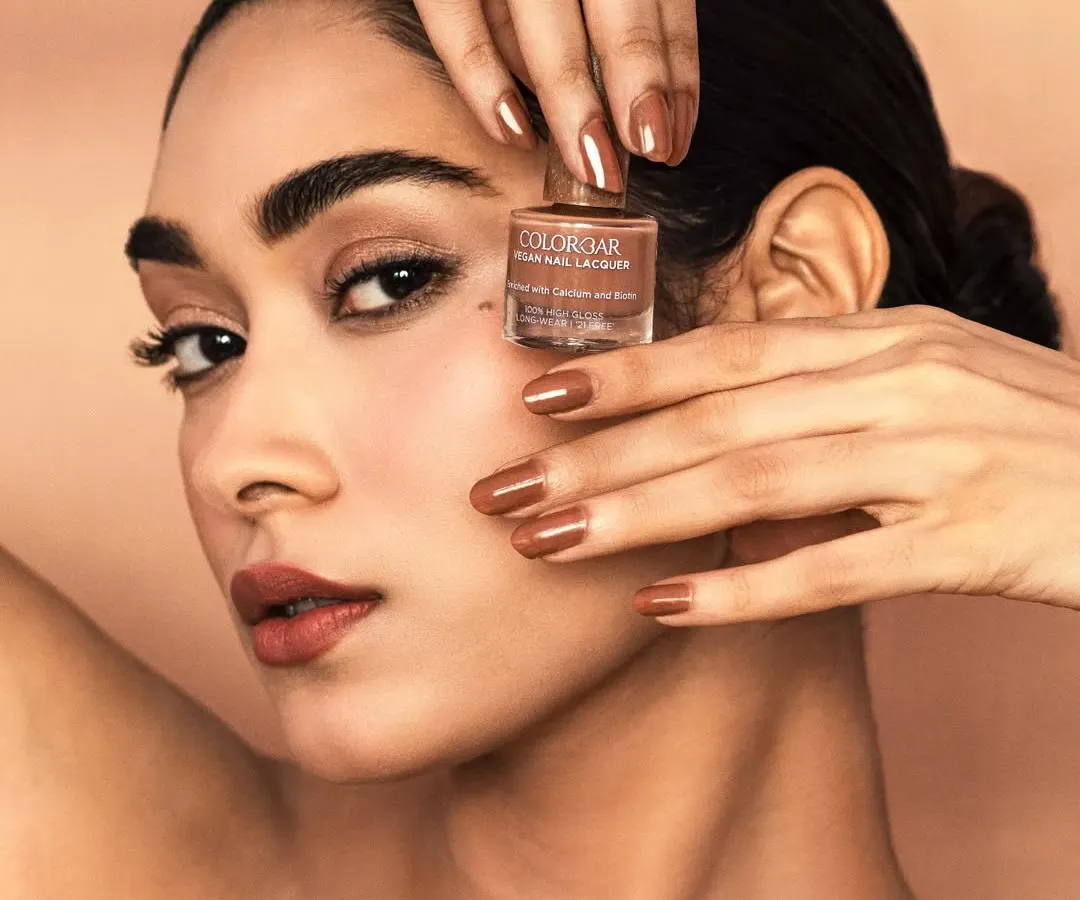 For this nail lacquer shoot, the goal was perfect, clean execution. I focused on precise lighting to highlight the glossy texture of the polish and the product bottle's details, while keeping the model's skin looking natural and radiant. This is the kind of crisp, commercial work I deliver for beauty brands.