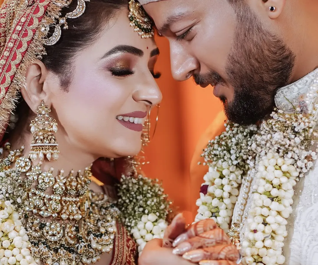 It's the quiet moments of connection that tell the loudest love stories. I focus on capturing the genuine smiles and gentle touches that you'll cherish forever, like this beautiful close-up portrait.
