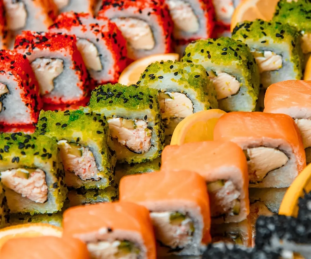 We bring global flavors to your event with stations like our live sushi counter. Our chefs prepare a vibrant assortment of fresh sushi and maki rolls, offering a sophisticated and interactive culinary experience for your guests.