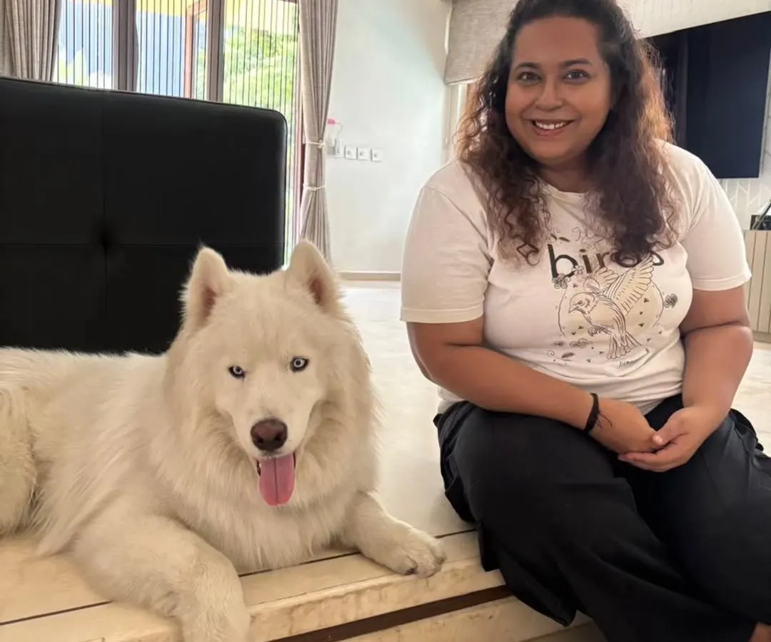 Meet Romeo, the handsome husky who graduated from our program. When we started, his triggers were intense and walks were a struggle. Through consistent, positive training, he learned to trust and make better choices, transforming into a calmer, more connected version of himself. I am so proud of him and his dedicated family.