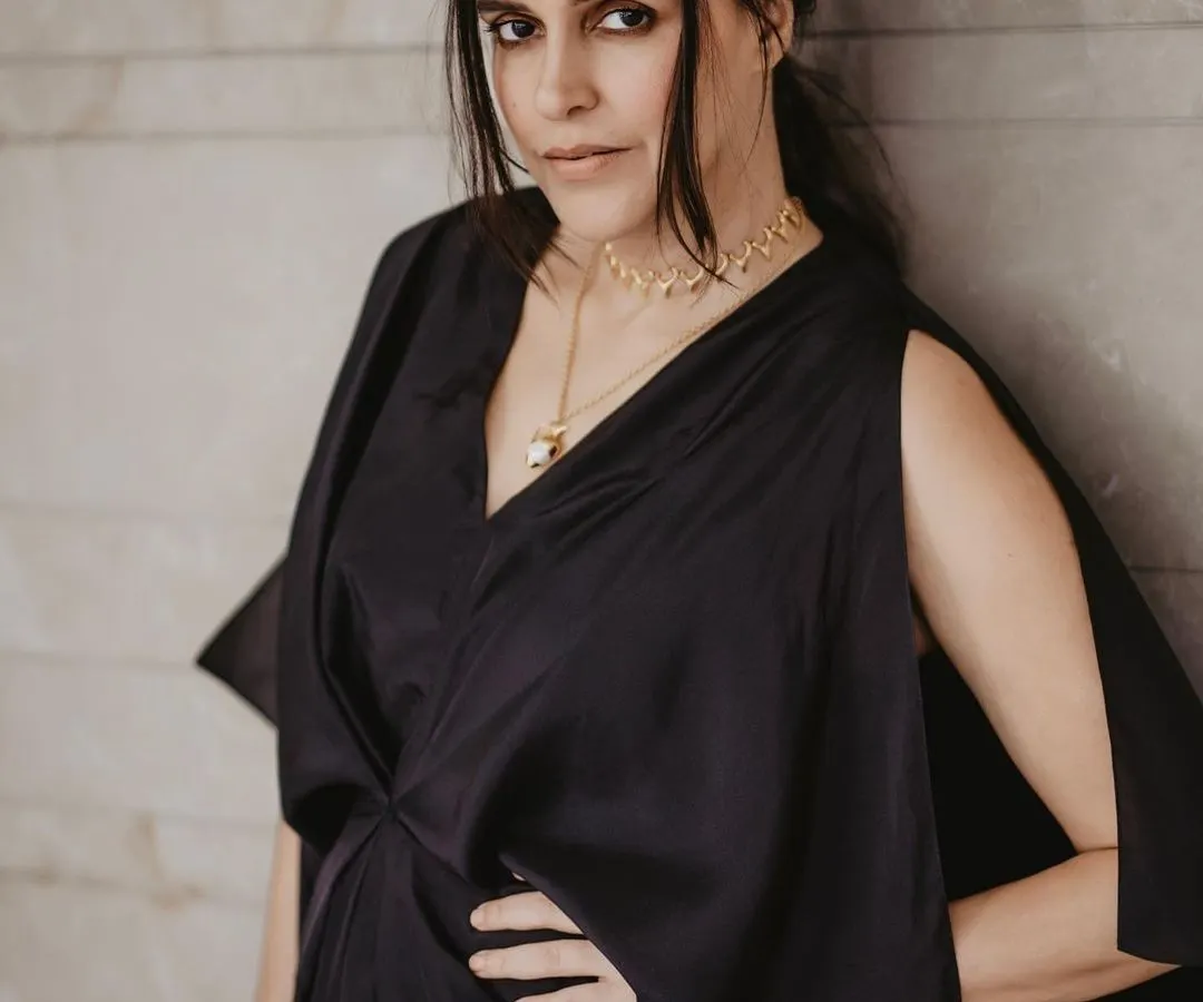 Styling for the wonderful Neha Dhupia. I created a chic, textured low ponytail that is both modern and effortlessly elegant, perfect for her event in Delhi.