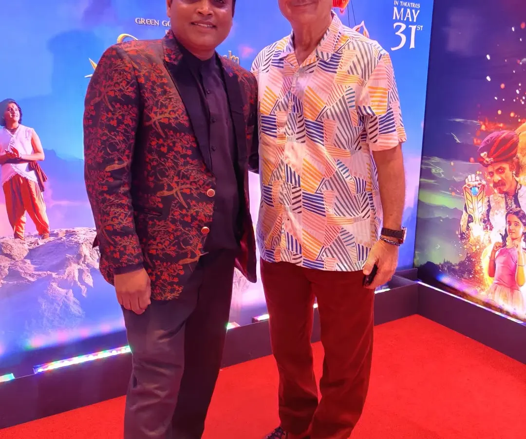 It was an honor to perform for and meet the legendary Bollywood actor Anupam Kher. I often entertain celebrities and VIPs, bringing a special touch of magic to exclusive events and launches.