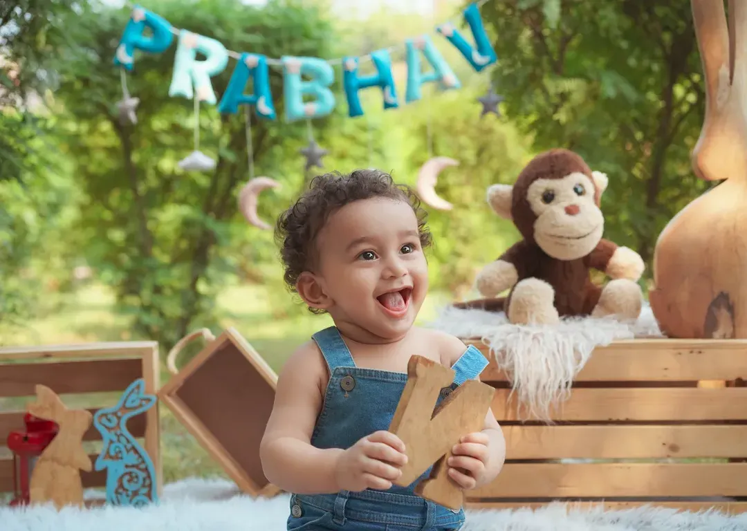 Capturing the pure, unfiltered joy of a baby's laughter is what I live for. This outdoor session shows how we can create beautiful memories in a natural setting.