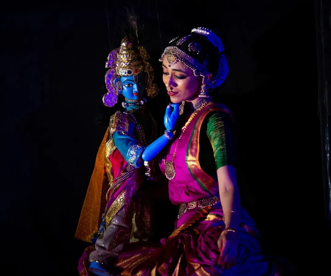 Dance meets puppetry in this special moment from 'Rukmini Parinaya'. I love combining the grace of Bharatanatyam with the charm of traditional Bombeyaata (string puppetry), creating a magical experience that is especially loved by children.