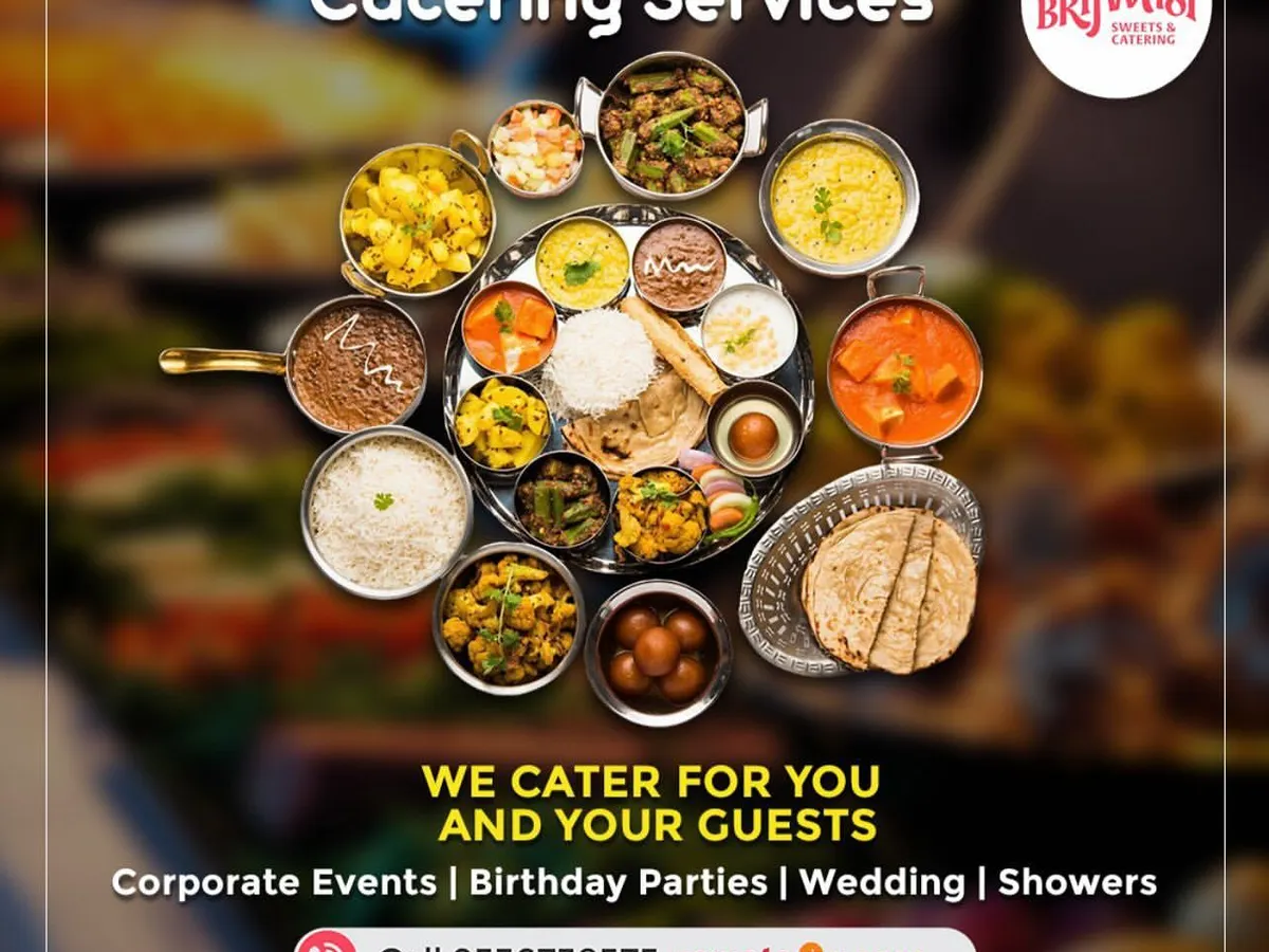 From corporate events and weddings to birthday parties, I cater for you and your guests. This vegetarian thali shows just a glimpse of the wide variety of authentic dishes I can prepare for your special occasion.