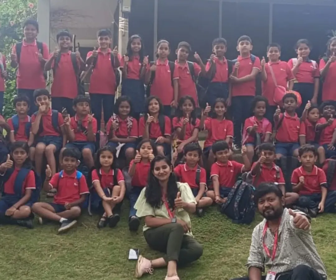 A successful trip ends with happy faces and a big thumbs up. I love seeing the positive energy from both students and teachers after a day of fun, learning, and adventure. This is the kind of feedback that makes my day.