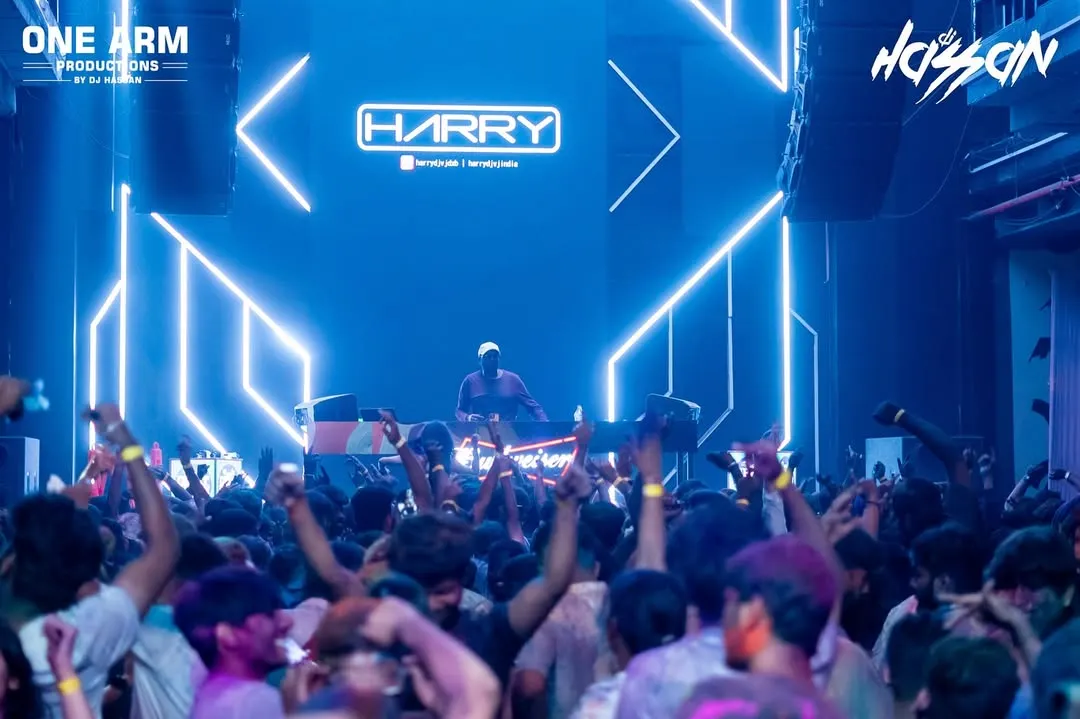 Commanding the stage at the Holi 2025 festival at Sunburn Union. With 12,000 people over three days, the energy was electric. My live VJing with neon visuals lit up the entire venue, creating an unforgettable festival vibe.