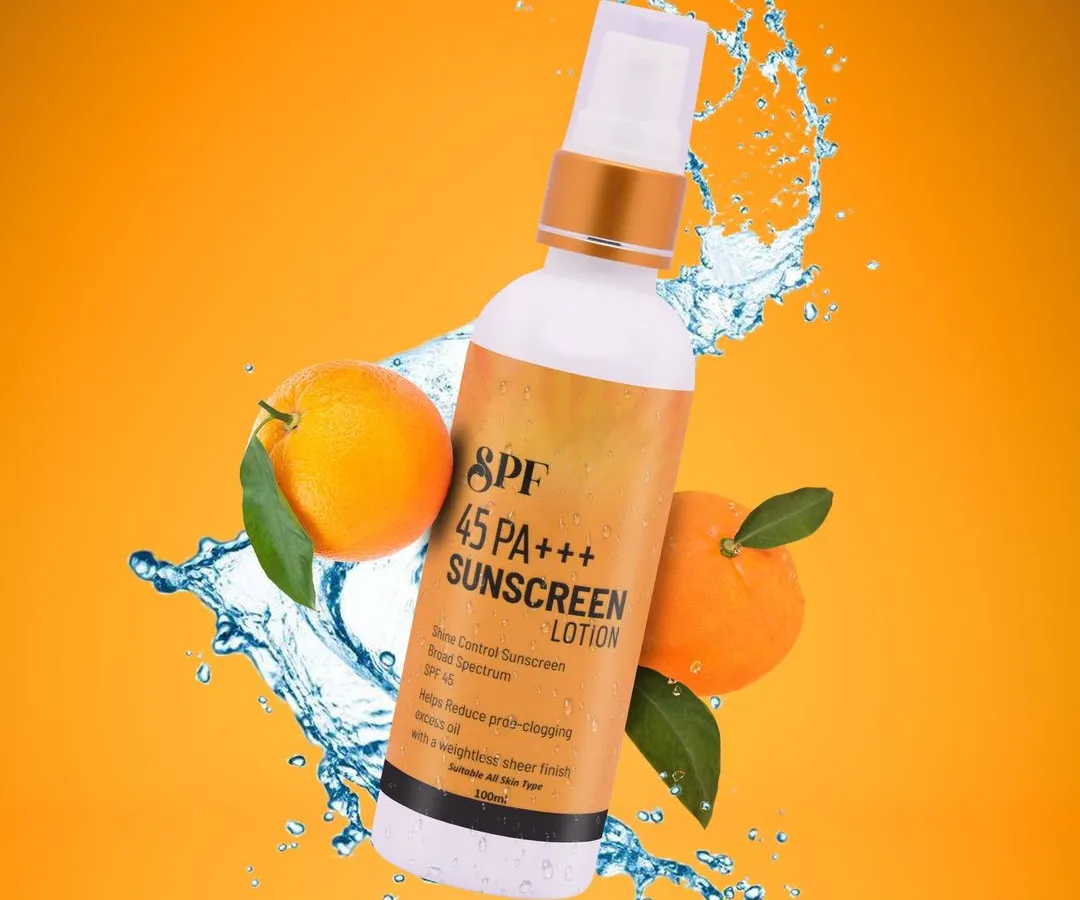 Our creative product photography uses techniques like water splashes and dynamic lighting to make your product stand out. This image for a sunscreen lotion is designed for ad campaigns and banners, highlighting its refreshing qualities.