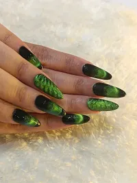 Custom Nail Art