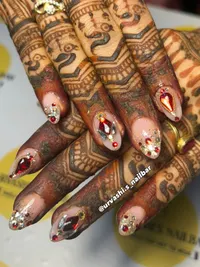 Nail Art & Extensions