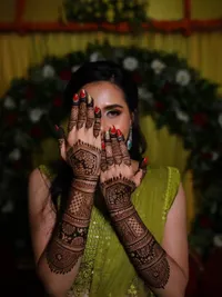 Professional Mehndi Artistry