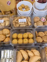 Homemade Sweets & Namkeen