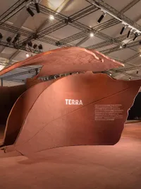 Art Installations & Sculpture