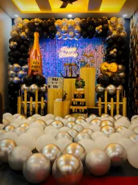 Balloon Decoration Services