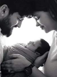 Maternity & Newborn Photography