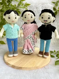 Custom Crochet Dolls & Toys (Amigurumi)