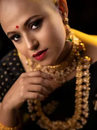 Photoshoot & Editorial Makeup