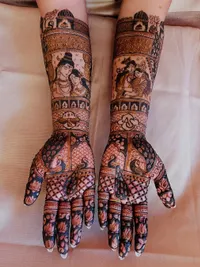 Mehendi Academy & Courses