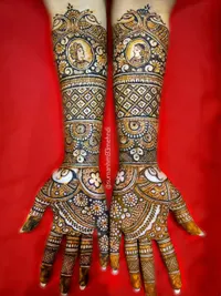 Custom & Portrait Henna