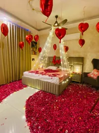 Party & Celebration Decoration