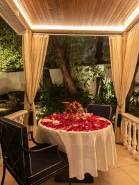 Romantic Dining & Special Occasions