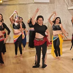 This weekend’s "Circle of Dance" was all about cozy vibes, passion, and community. It was a heartwarming, informal evening of dance where students, instructors, and friends came together to celebrate.