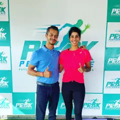 Posing with the squash icon of India, Joshna Chinappa, at our facility. It's a privilege to be the trusted physiotherapy and rehab partner for one of the world's top athletes.
