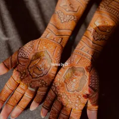 Capturing the essence of a couple's bond with detailed portraits is my passion. This design features classic bride and groom figures, surrounded by delicate patterns that celebrate their union.