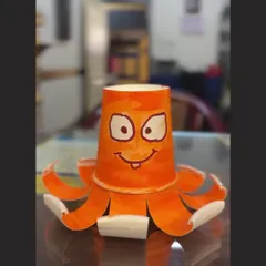 This friendly paper cup octopus shows the fun and imaginative possibilities in our craft classes. We encourage kids to be creative and see the artistic potential in simple, household objects.
