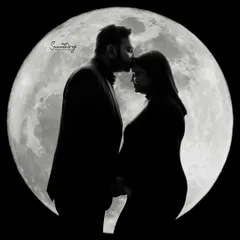 A timeless silhouette against the moon, capturing the profound connection between two people about to start a new chapter. These artistic couple portraits are one of my signature styles, creating a powerful and romantic memory.