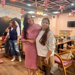 A great Sunday afternoon for everyone. Parents can socialize and relax in our comfortable café seating, which offers a clear view of the play area.