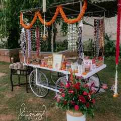 We brought back the magic of the 90s with a custom candy cart. This nostalgic corner, filled with childhood treats, was a personal touch that brought smiles and stories to this unique wedding celebration.