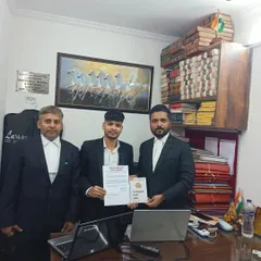 It is a pleasure to guide aspiring lawyers. Here, I am presenting an internship completion certificate to a dedicated intern at my firm, Aksapada Advocates, fostering the growth of future legal professionals.