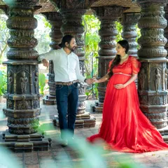 We believe maternity photos are about celebrating your connection. This romantic portrait captures a quiet moment between the parents-to-be, framed by the beautiful architecture of one of our favorite outdoor locations.