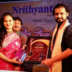 It was an honor to be bestowed with the title "Kala-PraPoorna" by the Shivapriya Institute and MS Natyakshetra. I am grateful for this encouragement of my work.