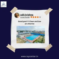 A customer review praising our Wilson Garden pool for being clean and low on chlorine.