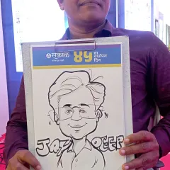 Here's a guest from a Sakal Media event in Kolhapur with his caricature. It's always a pleasure to collaborate with media houses and add a creative touch to their functions.