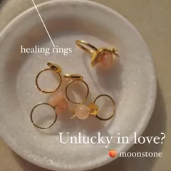 Feeling unlucky in love? Peach Moonstone is a stone of inspiration and new beginnings. These healing rings are designed to bring good fortune and abundance in matters of the heart.