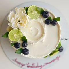 My most popular creation, the signature Italian Lemon & Blueberry cake. I offer many design variations, all featuring fresh blueberries, zesty lime, and smooth buttercream.