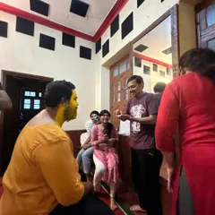 An interesting session on stage makeup at the WeMove Studio, showing the fun and practical skills our actors learn.