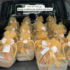 And off they go. A car full of joy, ready to be delivered. These naming ceremony return favors were packed with heart and ready to delight the guests.