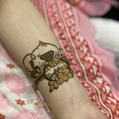 I incorporated the diamond ring motif into a beautiful arm band for this bride.